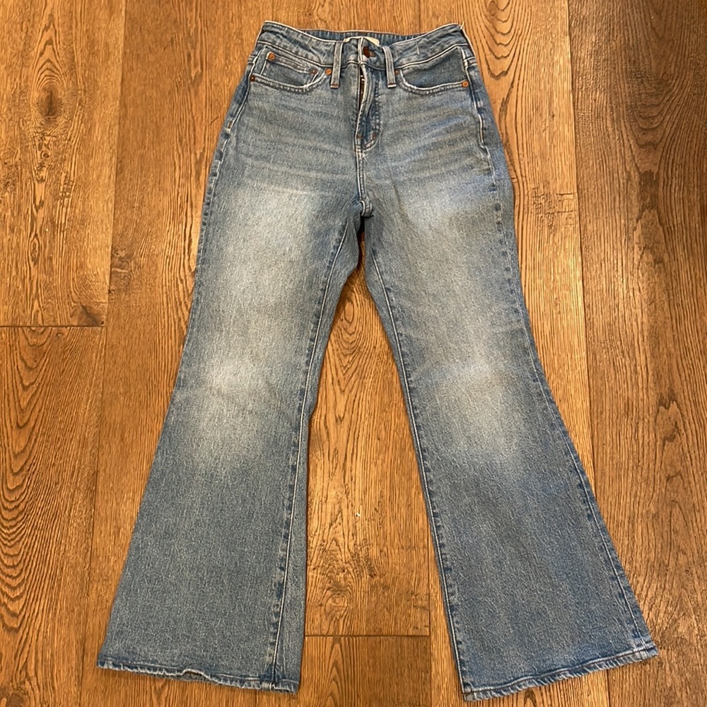 Madewell curvy petite26 flare jeans